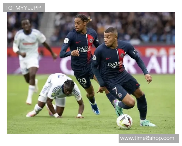 姆巴佩领衔法国队冲击世界杯冠军展现超凡实力与团队协作精神 姆巴佩领衔法国队冲击世界杯冠军展现超凡实力与团队协作精神